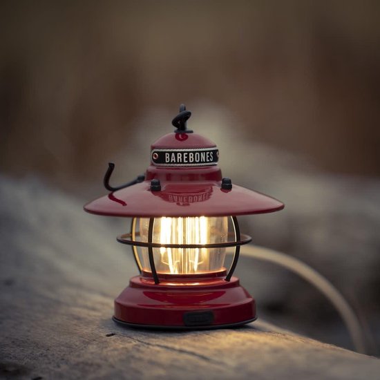 Barebones MINI EDISON LANTERN RED - 2AA USB - Tafellampen elektrisch - Red van Barebones