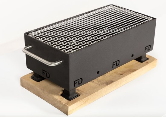Ferro Duro - The Roast - BBQ - tafel bbq - metaal - houtskool bbq- bbq accesoires - tafel grill - vaderdag cadeau van Ferro Duro