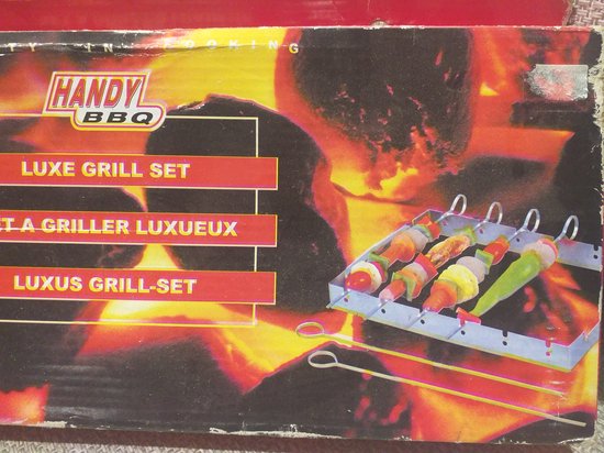 Luxe Grill Set - 24 x 33 cm met 6 pennen van 30 cm van Westmark