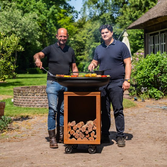 RJRoyal Living BBQ Plancha Grill Hermano XXL Blackline Cortenstaal - Met pook en houtopslag Ø80cm 8mm van RJRoyal Living