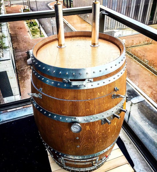 WineBarrelSmoker van BBQing 